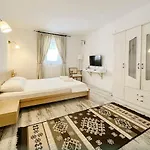 Tarçın Otel
