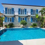 Tarçın Otel