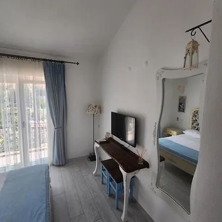 Tarcin Szálloda 3*