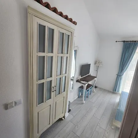 Tarcin Szálloda Alacati