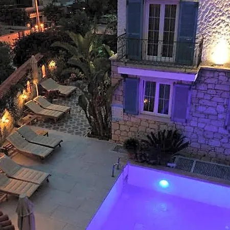 Tarcin 3* Αλακάτι