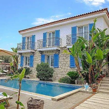 Tarcin Hotel 3*